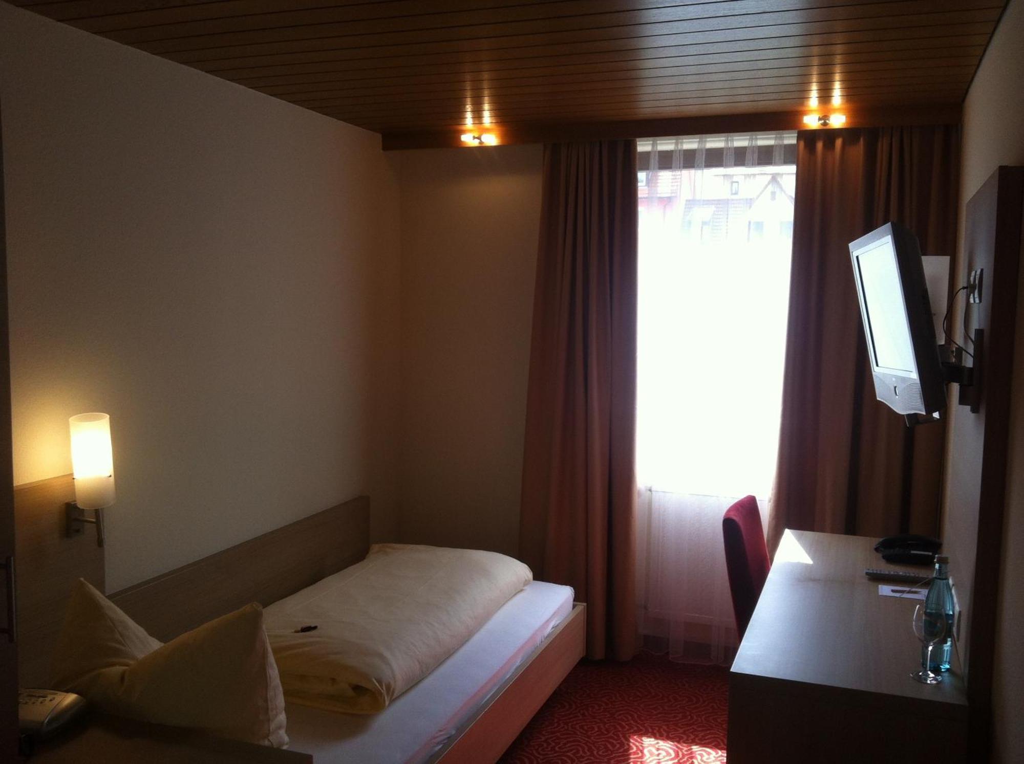 Tauberhotel Kette Wertheim Bagian luar foto