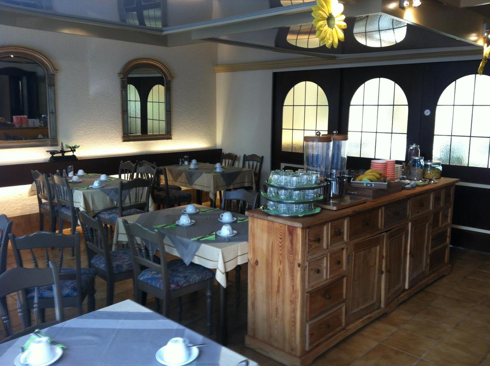 Tauberhotel Kette Wertheim Bagian luar foto