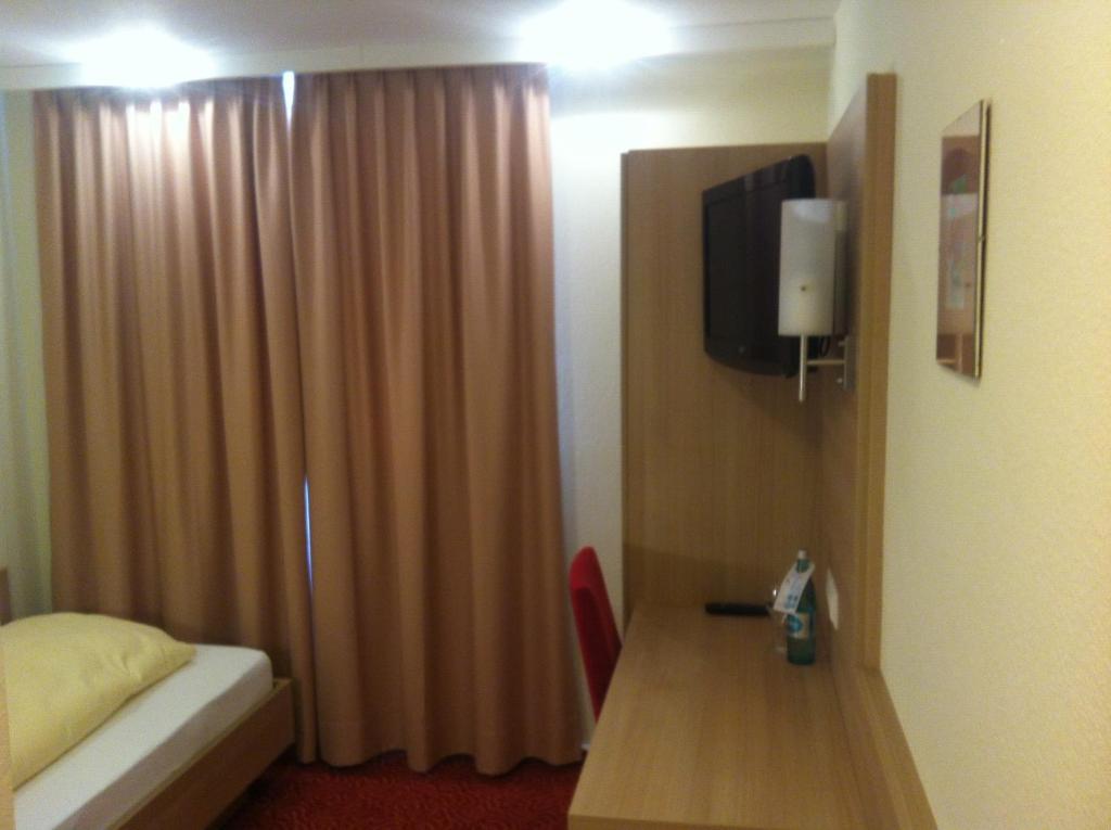 Tauberhotel Kette Wertheim Ruang foto